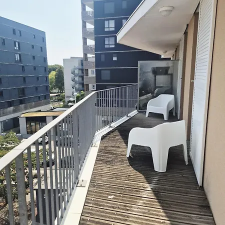 T2 Avec Grande Terrasse